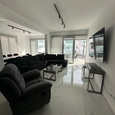 Destalo Apartment Larnaca